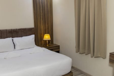 Single Room (102)