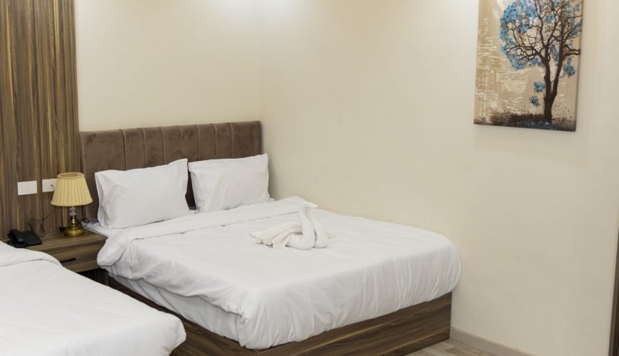 Double Room (106)